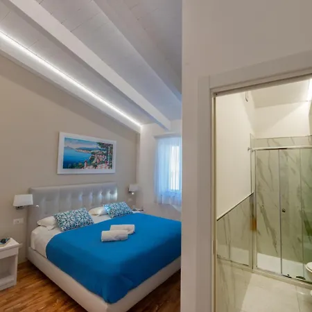 Coral White Guest house *