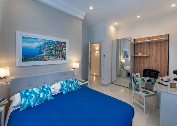 Pensión Coral White 3*