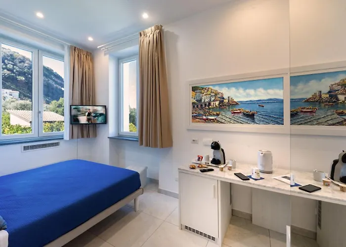 Coral White 3*
